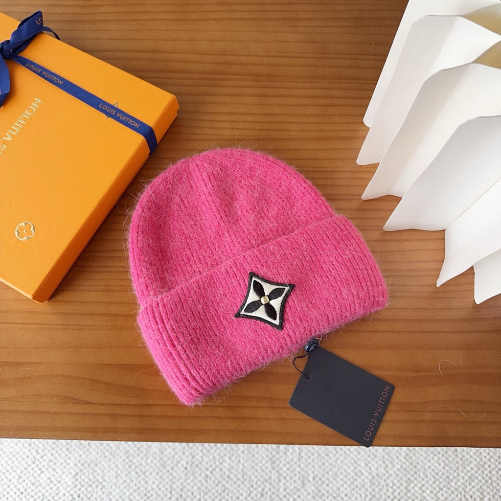 Beanie in Rose Red