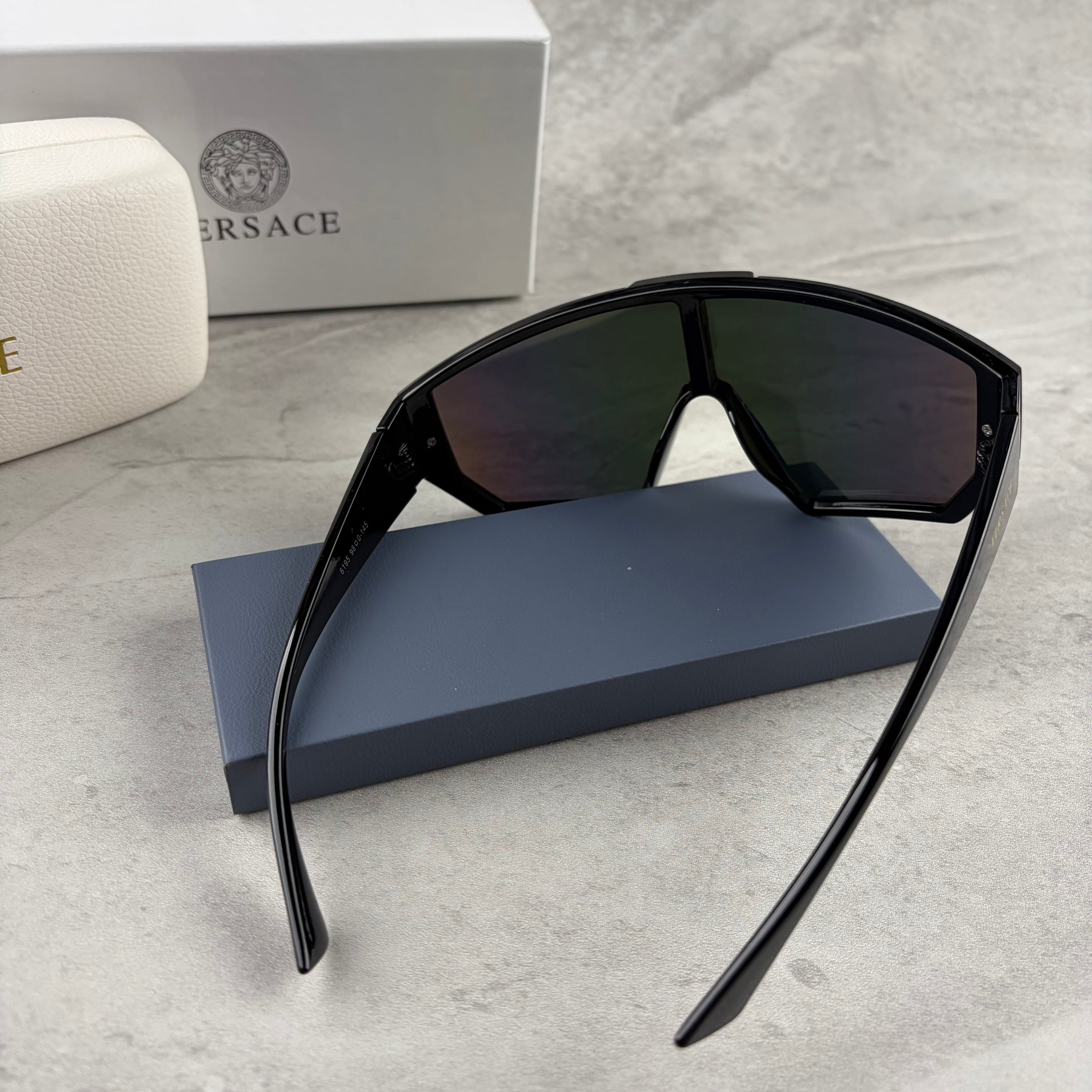 Modern Shield Visor Sunglasses - Unisex Oversized Flat Top Frames