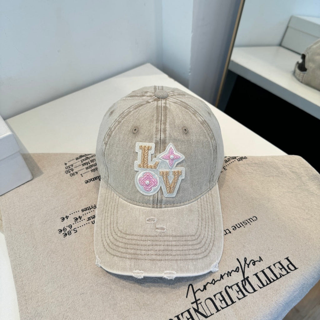 Vintage Distressed Baseball Cap – Embroidered Cotton Sun Hat