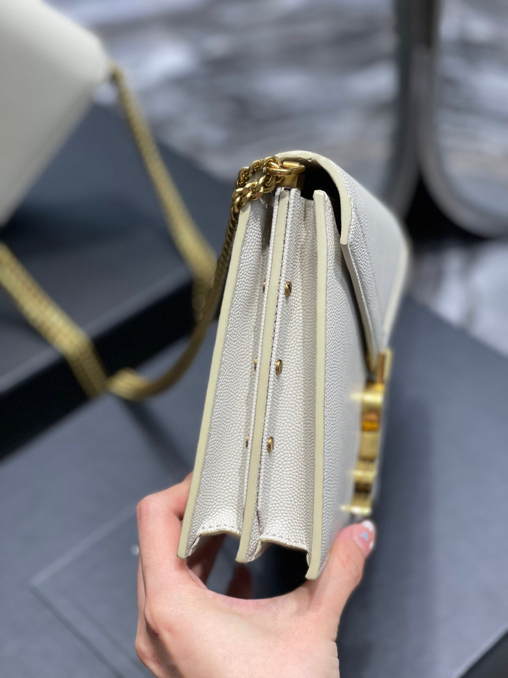 Kate Small Shoulder Bag  662273258