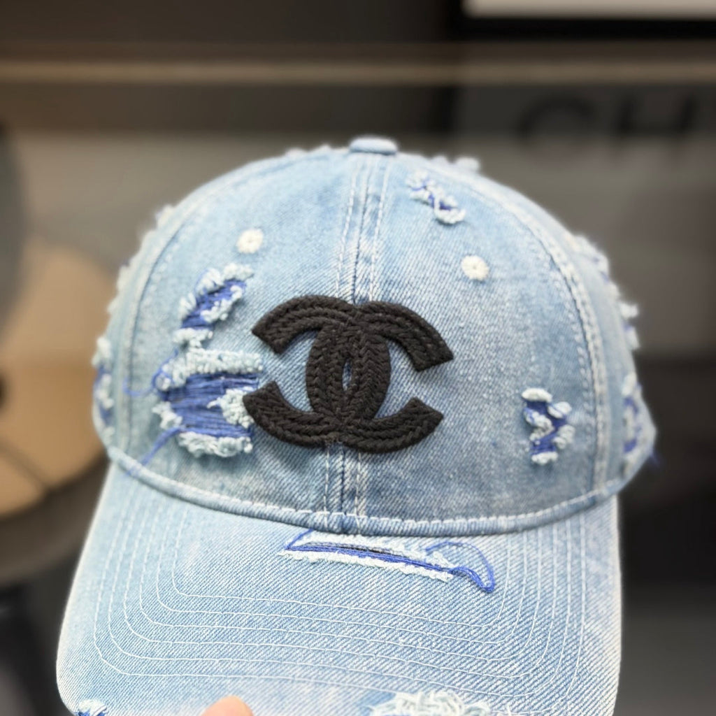 Distressed Denim Baseball Cap - Vintage Washed Streetwear Hat