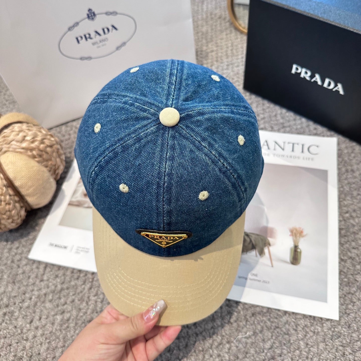 Premium Two-Tone Denim Baseball Cap - Adjustable Streetwear Hat
