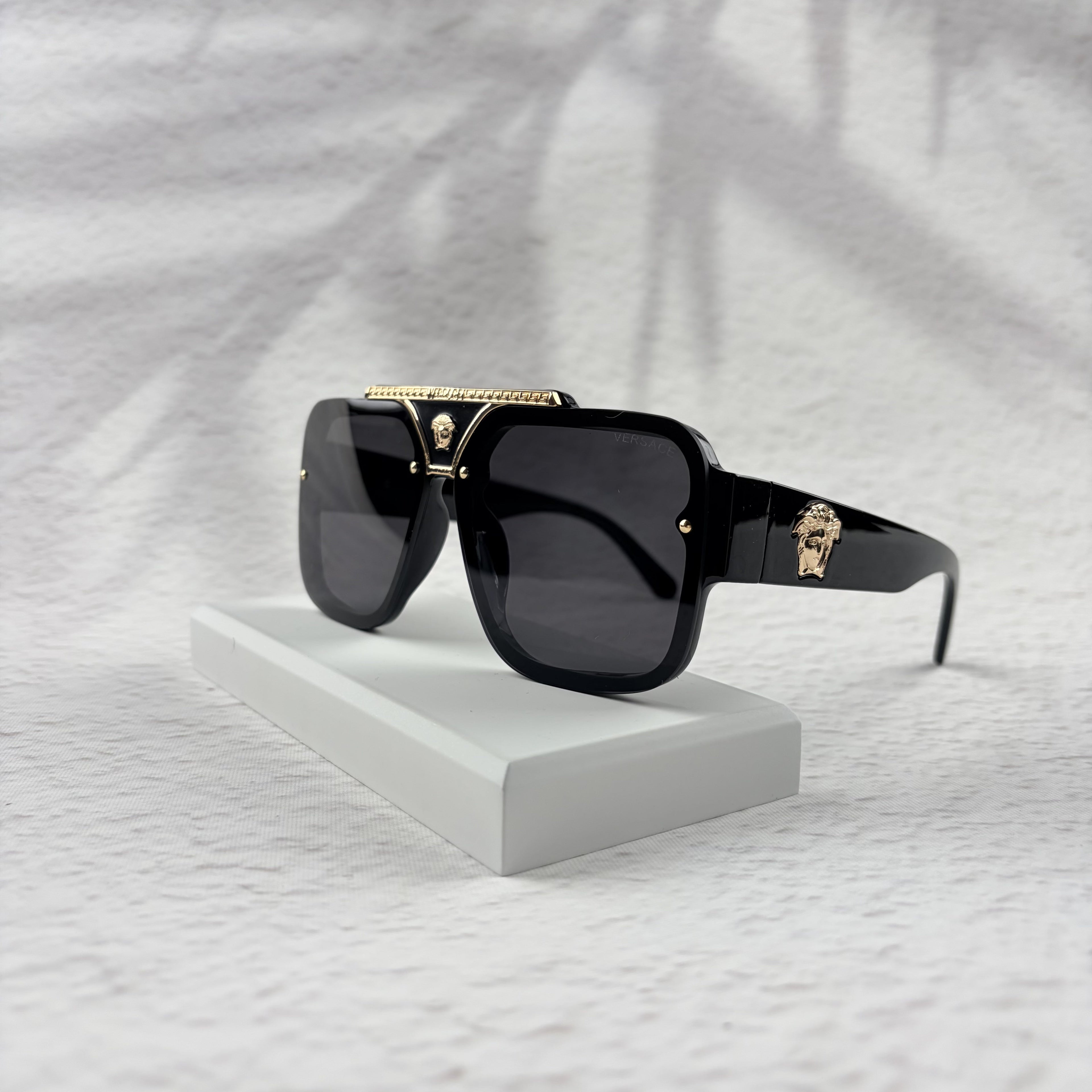 Oversized Flat-Top Sunglasses - Luxury Gold-Accent Shield Shades