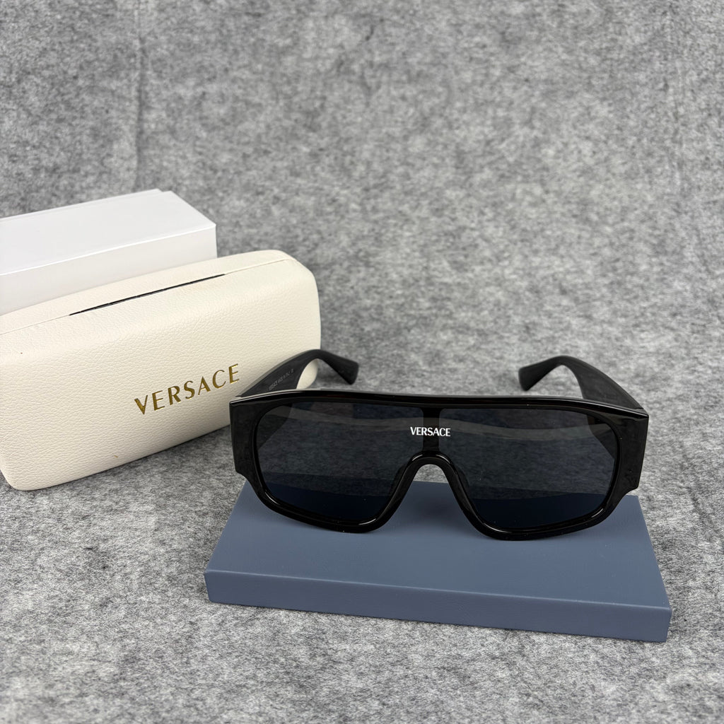 Modern Oversized Shield Sunglasses | Lightweight UV-Protection
