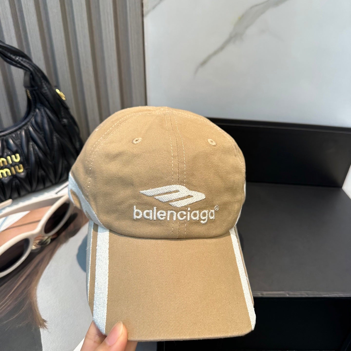 Modern Minimalist Baseball Cap - Premium Cotton Structured Hat