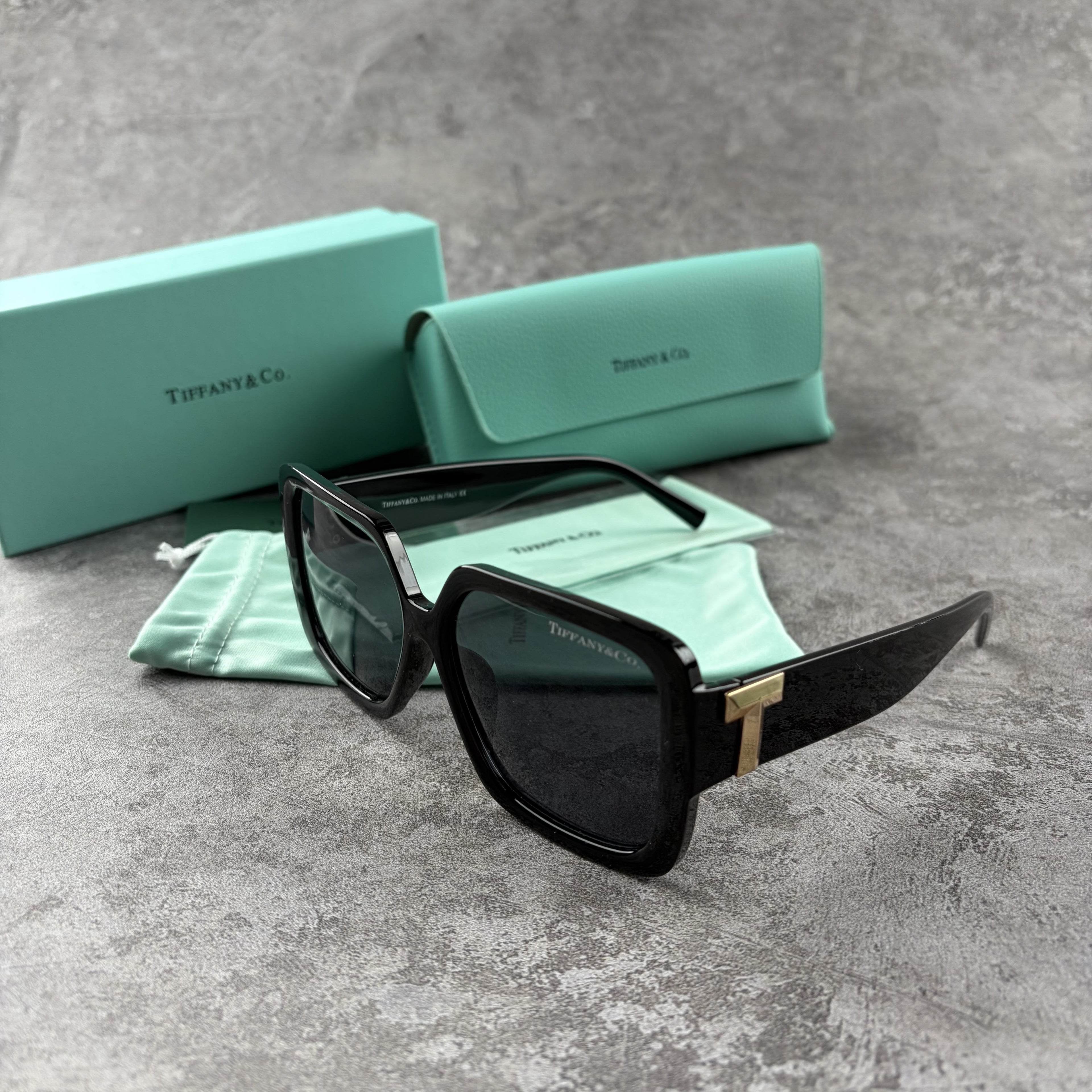 Modern Oversized Square Sunglasses - UV Protection Acetate Frames