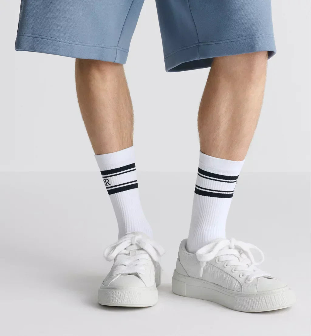 B33 Spin Sneaker