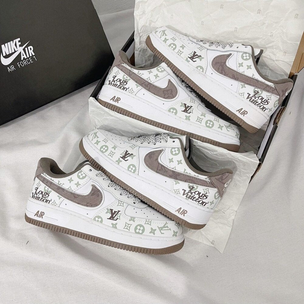 Louis Vuitton x Nike Air Force 1 White Mocha Monogram (Custom)