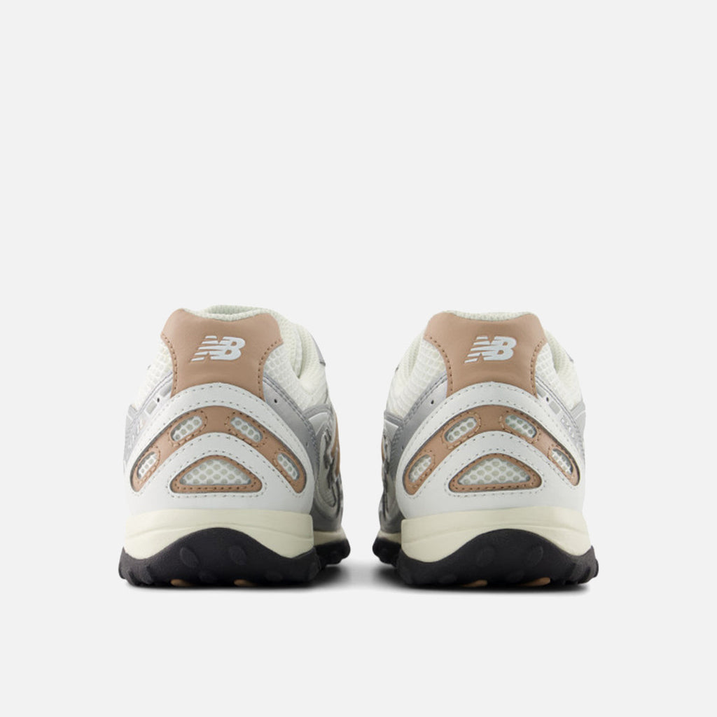 204L - SILVER METALLIC / FLAT TAUPE