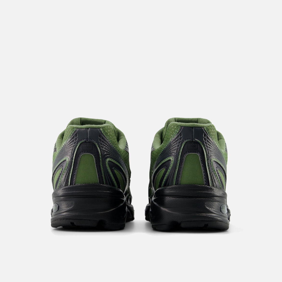 740 - UTILITY GREEN / BLACK