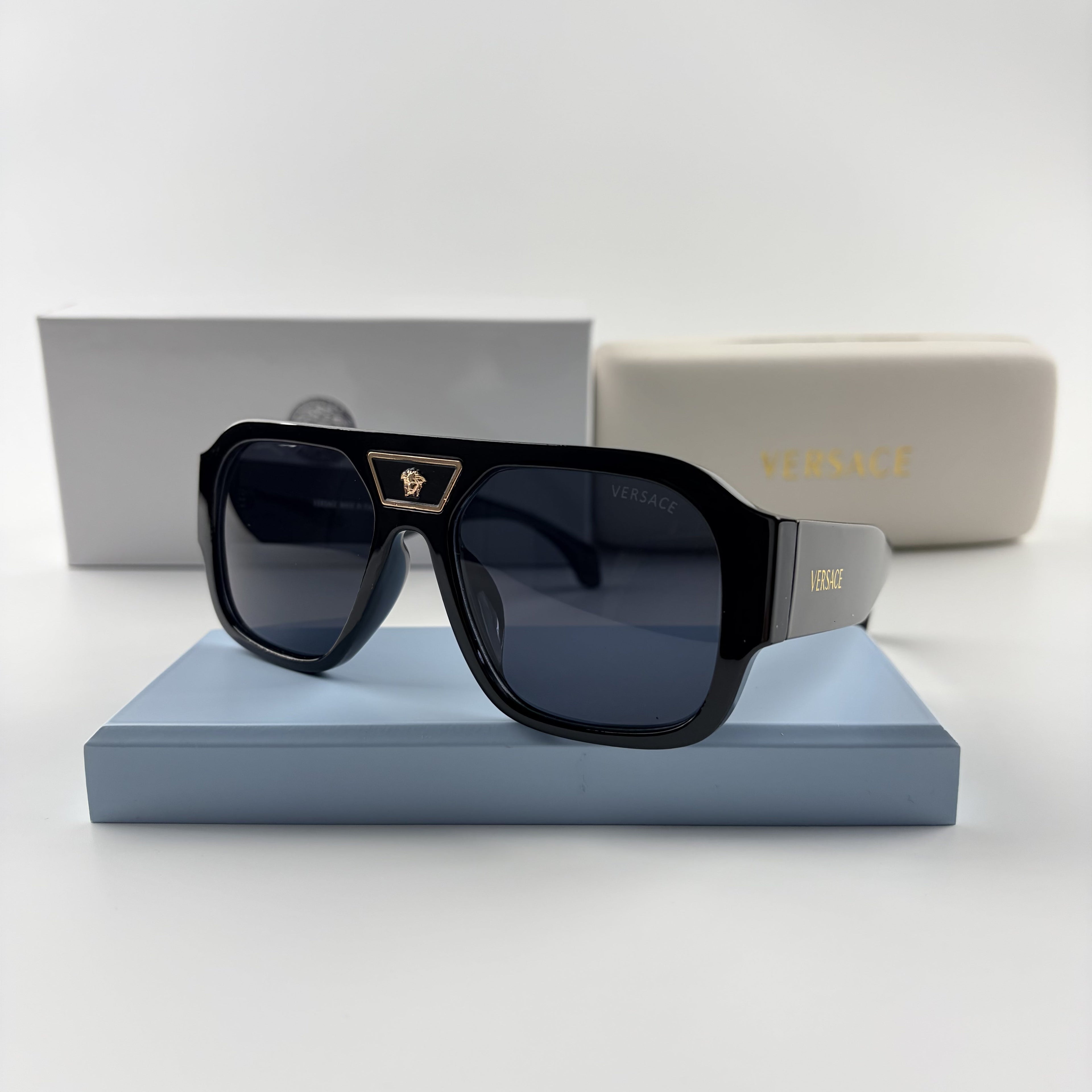 Premium Oversized Aviator Sunglasses - Gold Medusa Accent Black Frame