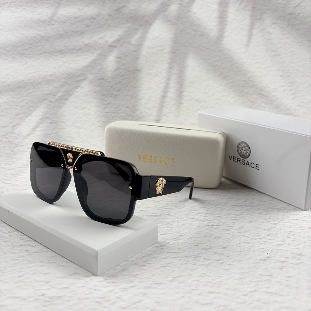 Oversized Flat-Top Sunglasses - Luxury Gold-Accent Shield Shades