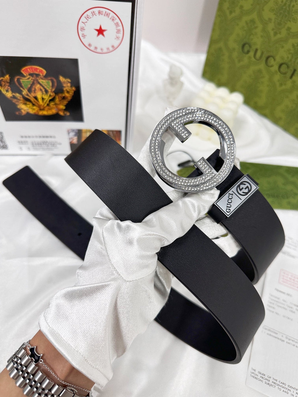 Elegant Black Leather Belt – Crystal-Encrusted Round Buckle | Luxury Women's Belt