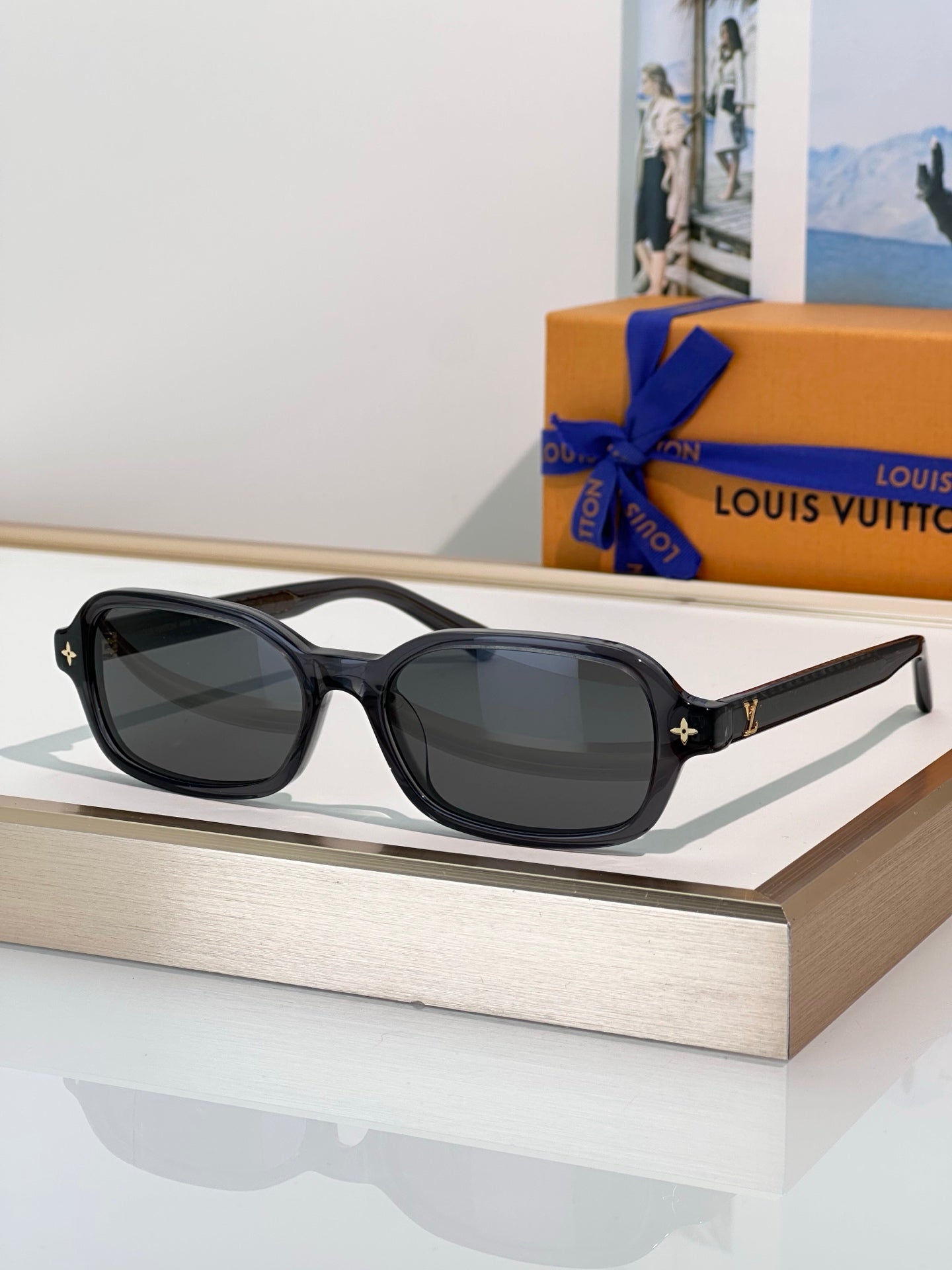 Premium Women's Square Sunglasses