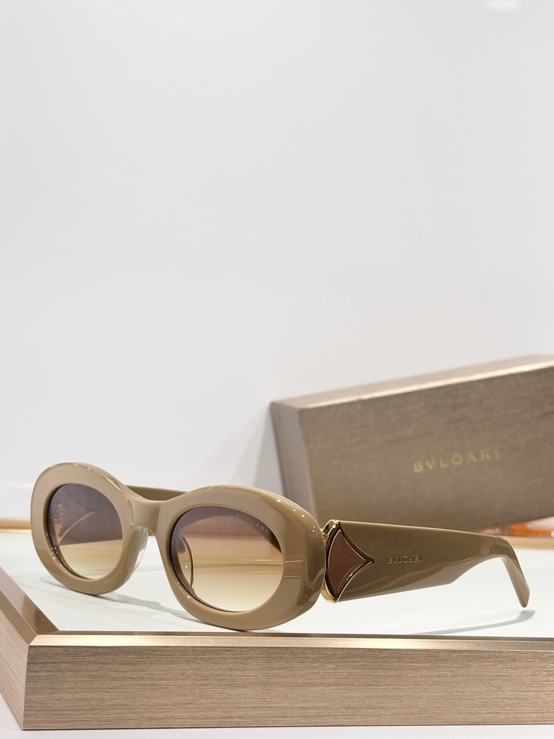Premium Oval Sunglasses Women